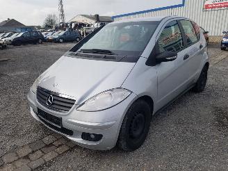 disassembly passenger cars Mercedes A-klasse W169 Zilver 761 Onderdelen Deur Motorkap 2007/1