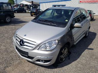 Vrakbiler auto Mercedes B-klasse W245 Zilver 761 Onderdelen Deur Achterklep 2008/11