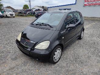 Uttjänta bilar auto Mercedes A-klasse 170 CDI Onderdelen Zwart 696 668942 Motor 2003/9