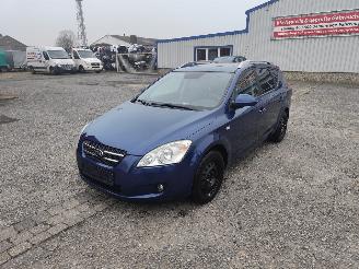 Auto da rottamare Kia Cee d SW 2.0 CRDi Blau A8 Onderdelen U28J Bak 2008/9