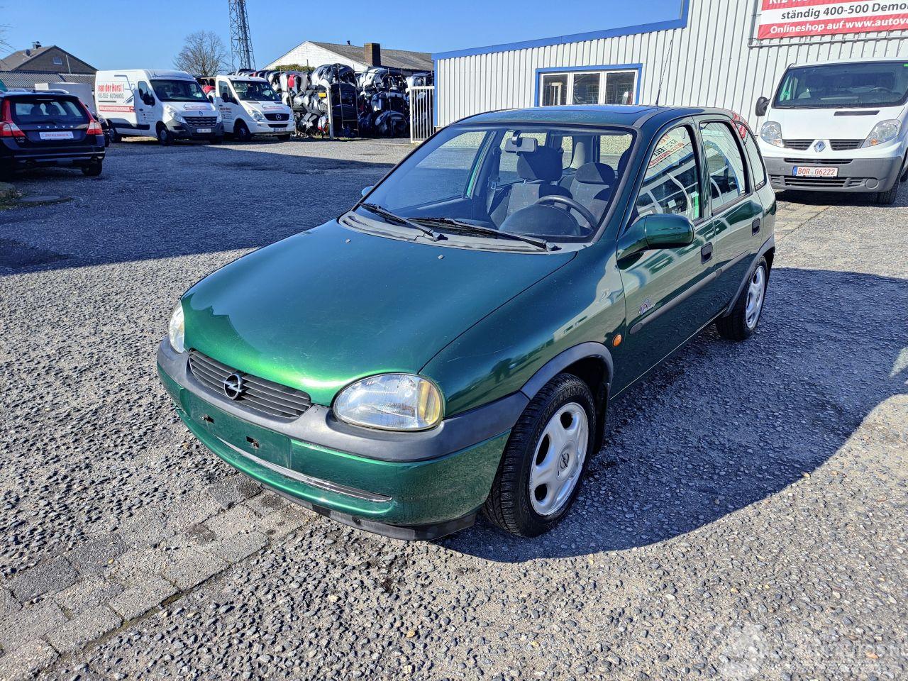 Opel Corsa B 1.0 12V Onderdelen Groen Z369 X10XE Motor