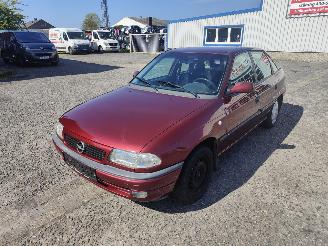  Opel Astra F 1.6 Rood Z549 Onderdelen X16SZR Motor 1998/4