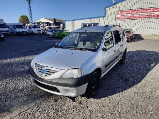  Dacia Logan MCV 1.6 Zilver TED69 Onderdelen K7M710 Motor 2007/6