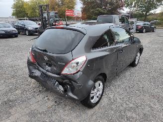 Opel Corsa 1.2 16V Grijs Z177 Onderdelen A12XEL Motor picture 6