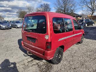 Citroën Berlingo 1.8 Rood Onderdelen LFX Motor 20TD02 Bak picture 6