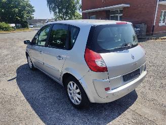 Renault Scenic 1.6 16V Zilver TED69 Onderdelen K4M766 Motor picture 8