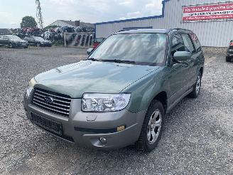 Coche siniestrado Subaru Forester  2005/12
