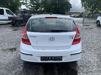 Hyundai I-30 1.4 picture 6