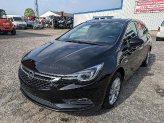 uszkodzony samochody osobowe Opel Astra K 1.6 2018/12