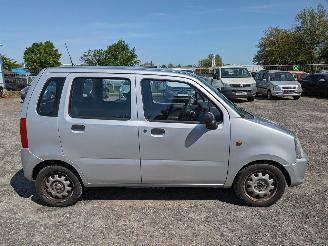 Opel Agila 1.0 picture 4