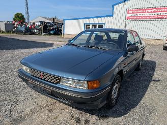 Coche siniestrado Mitsubishi Galant 1.8 1991/6