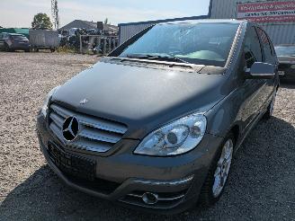 Vrakbiler auto Mercedes B-klasse B 200 2010/10