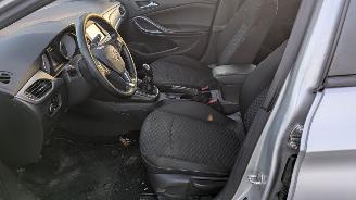 Opel Astra 1.6 picture 10