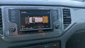 Volkswagen Golf Sportsvan 2.0 TDI DSG picture 24