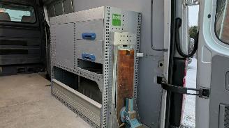 Volkswagen Crafter 2.5 TDI picture 23