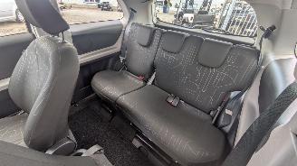 Toyota Yaris 1.0 picture 11