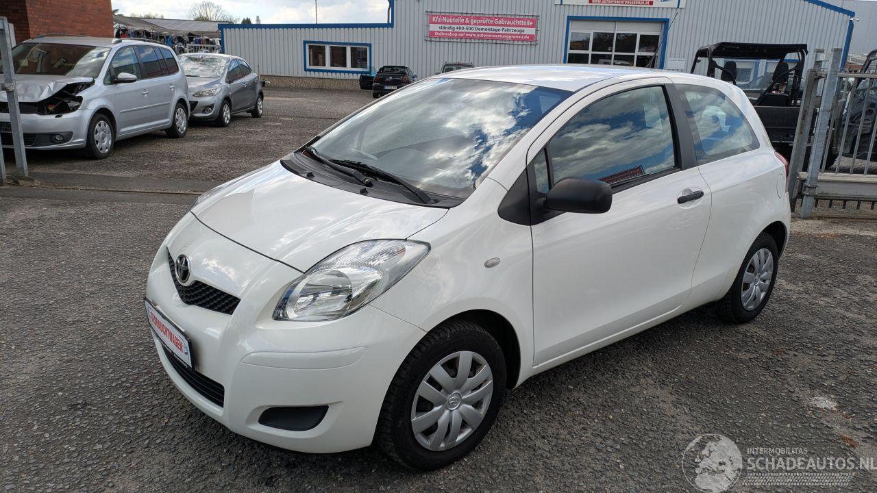 Toyota Yaris 1.0