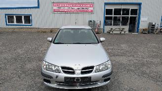 Nissan Almera  picture 2