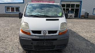 Renault Trafic 1.9 dCi picture 2
