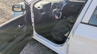 Kia Picanto 1.0 picture 9