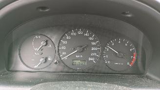 Mazda 626 2.0 picture 13