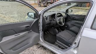 Daihatsu Cuore 1.0 picture 22