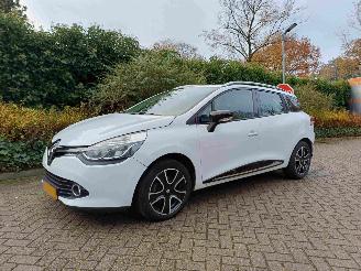 skadebil auto Renault Clio Estate 0.9 TCe Expression * MOTORSCHADE * 2014/2