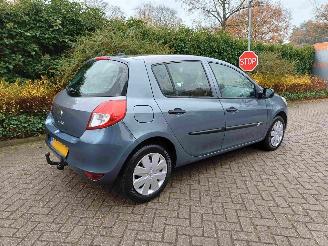 Renault Clio 1.2 TCe Special Line navi & airco 5drs picture 2