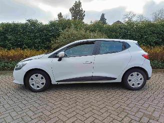 Renault Clio 1.5 dCi ECO Expression 5drs picture 14