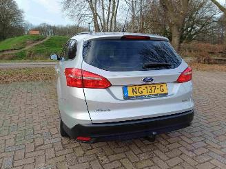 Ford Focus Wagon 1.0 Trend picture 16