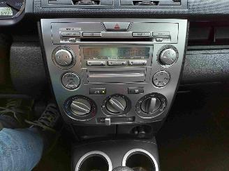 Mazda 2 1.4 Touring picture 8