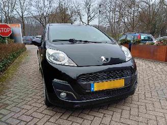 Peugeot 107 1.0 Envy 5drs airco picture 18