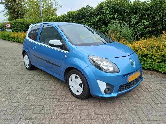 krockskadad bil auto Renault Twingo 1.2-16V Collection airco 2011/7