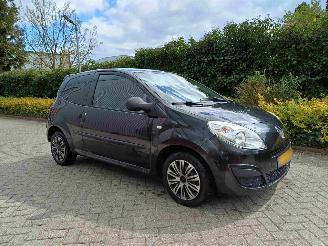 skadebil auto Renault Twingo 1.2 Acces airco 2007/10