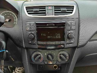 Suzuki Swift 1.2 Summer EASSS picture 9