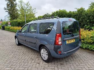 Dacia Logan MCV 1.6 Lauréate 7p. picture 2