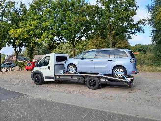 Peugeot Boxer 435 2.0 BlueHDI L4 MAXI oprijwagen / autoambulance picture 22