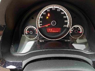 Volkswagen Up! 1.0 high up ! BlueMotion picture 14