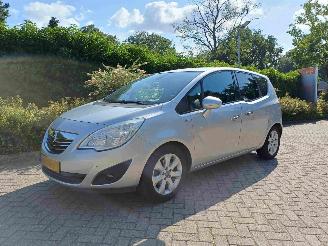skadebil auto Opel Meriva 1.4 Turbo Cosmo 2013/4