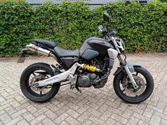 dommages motocyclettes  Yamaha MT-03  2006/8