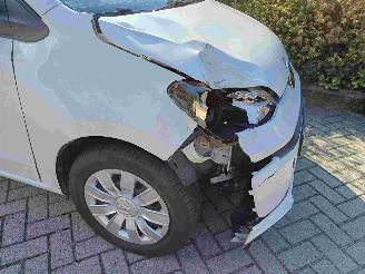 Volkswagen e-Up!  picture 14