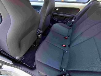 Volkswagen e-Up!  picture 6