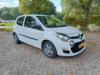 Avarii autoturisme Renault Twingo 1.2 16V Authentique 2012/6