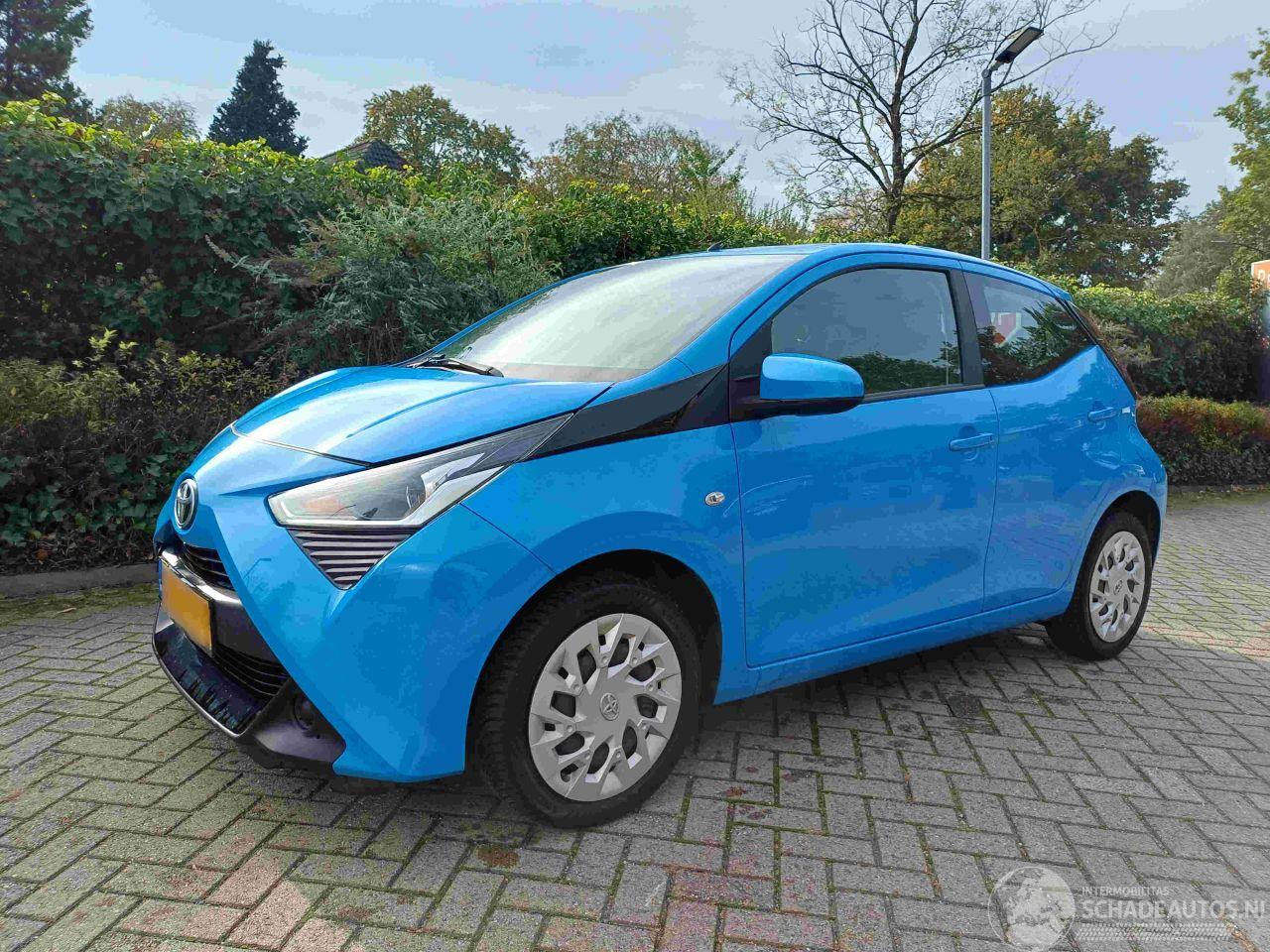 Toyota Aygo 1.0 VVT-i x-play