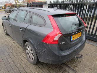 Volvo V-60 2.0 D3 120kW E5 Aut. CLIMA NAVI picture 5