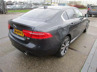 Jaguar XE 3.0 S 280kW picture 4