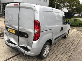 Opel Combo 1.6d 77kW E5 6 bak Clima LM Velgen picture 4