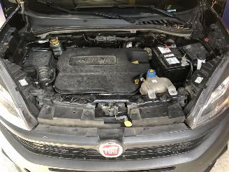 Fiat Doblo 1.6D 6 bak 77kW picture 12