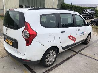 Dacia Lodgy 13TCE 96kW 7 persoons Airco picture 4
