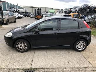 škoda osobní automobily Fiat Punto 13JTD E5 5 drs Airco 2011/3